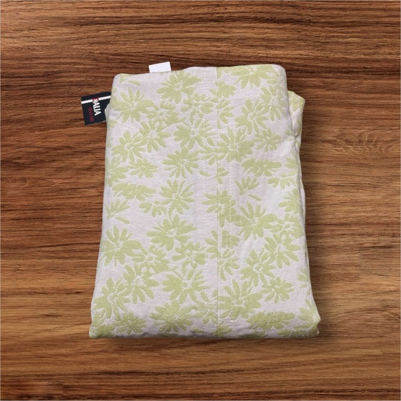 Dalia Women's Size 6 Pastel Green Floral Mini Skirt - Picture 4 of 12